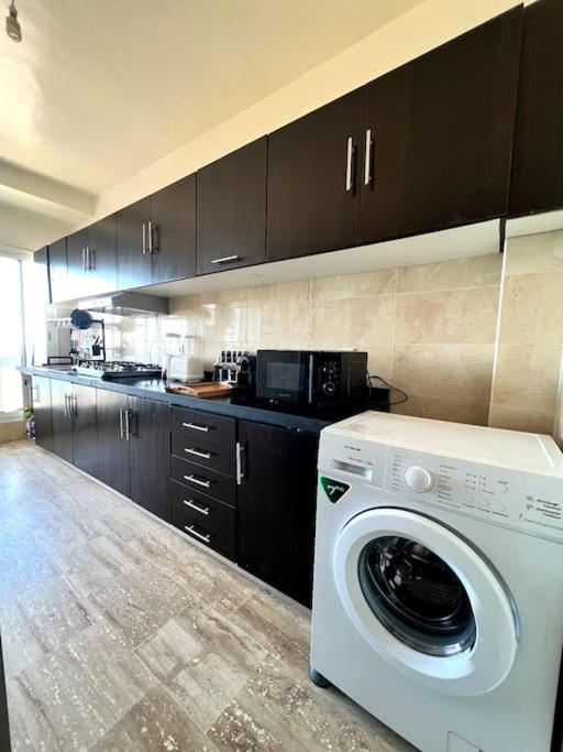 Ocean View Sunset Apartment In The Heart Of الرباط المظهر الخارجي الصورة